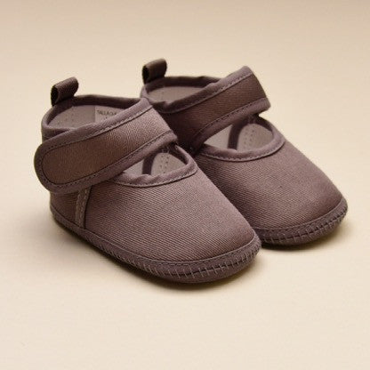 Infant Classic Gray Crib Shoes
